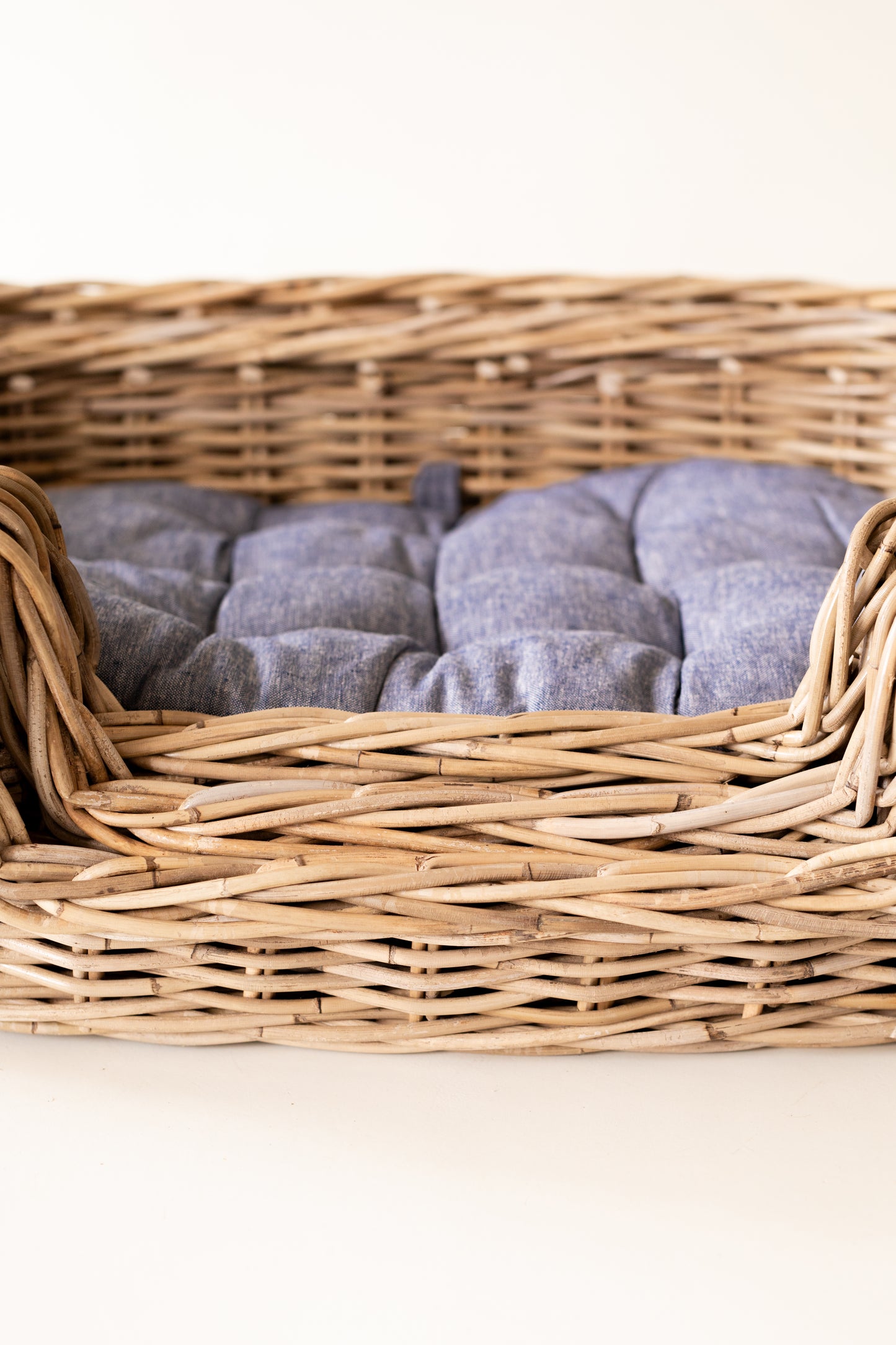 Rattan Oval Pet Bed with Pillow