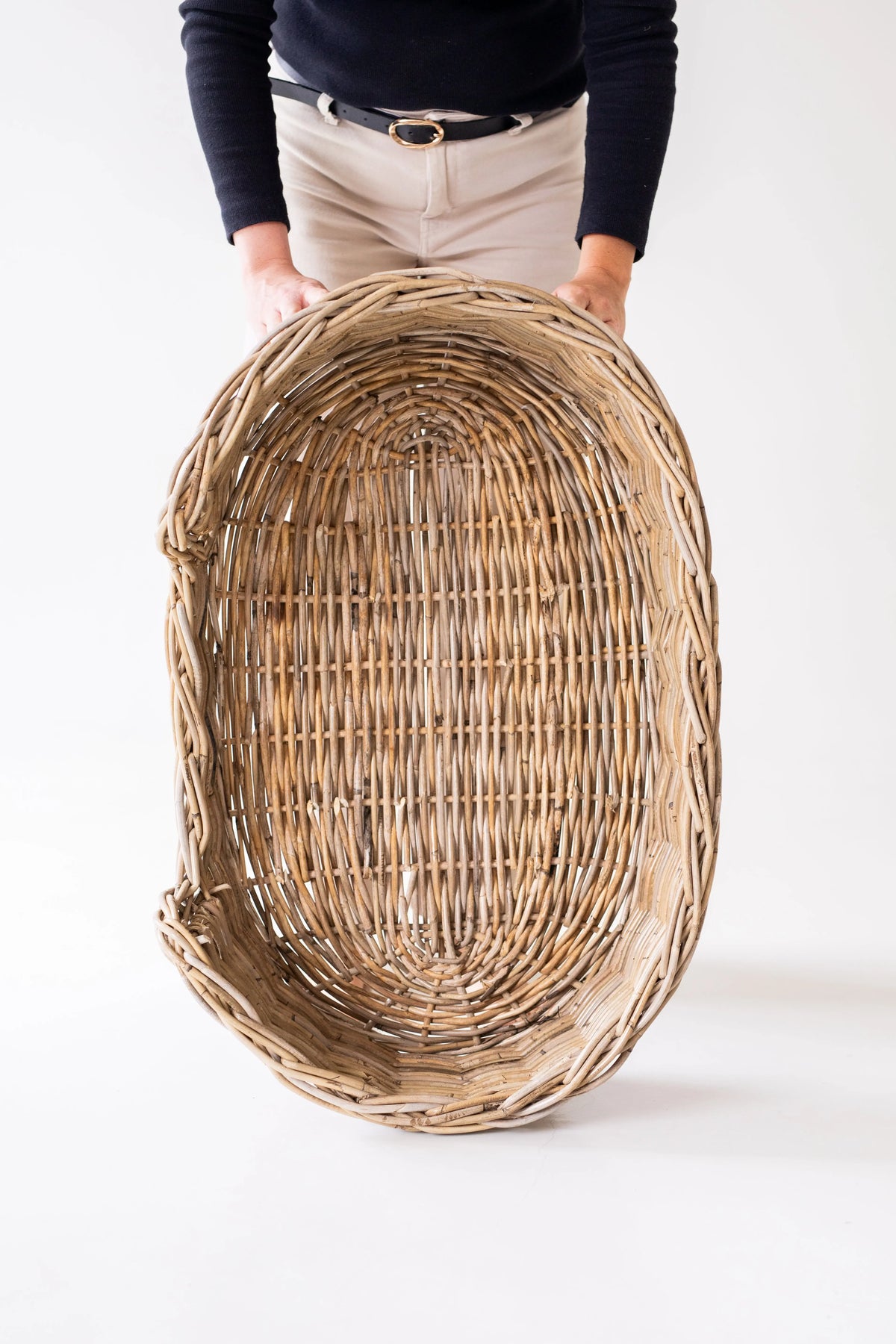Oval Rattan Dog Bed with Cushion Basketly