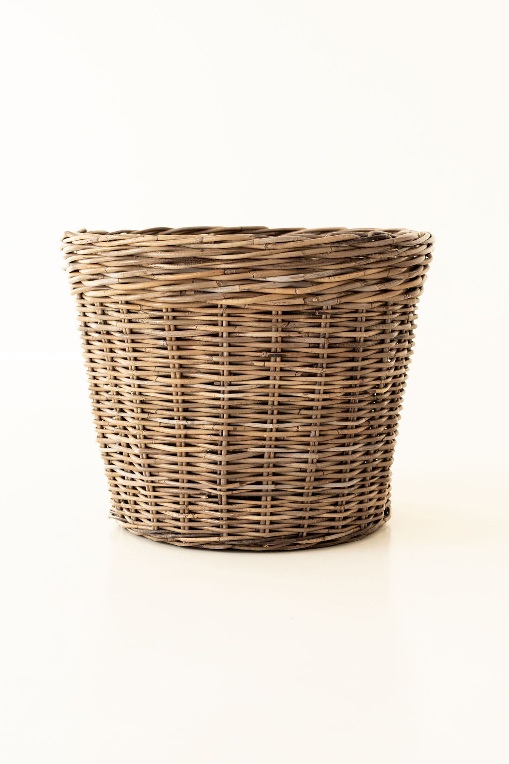 Rattan Classic Round Planter Basket