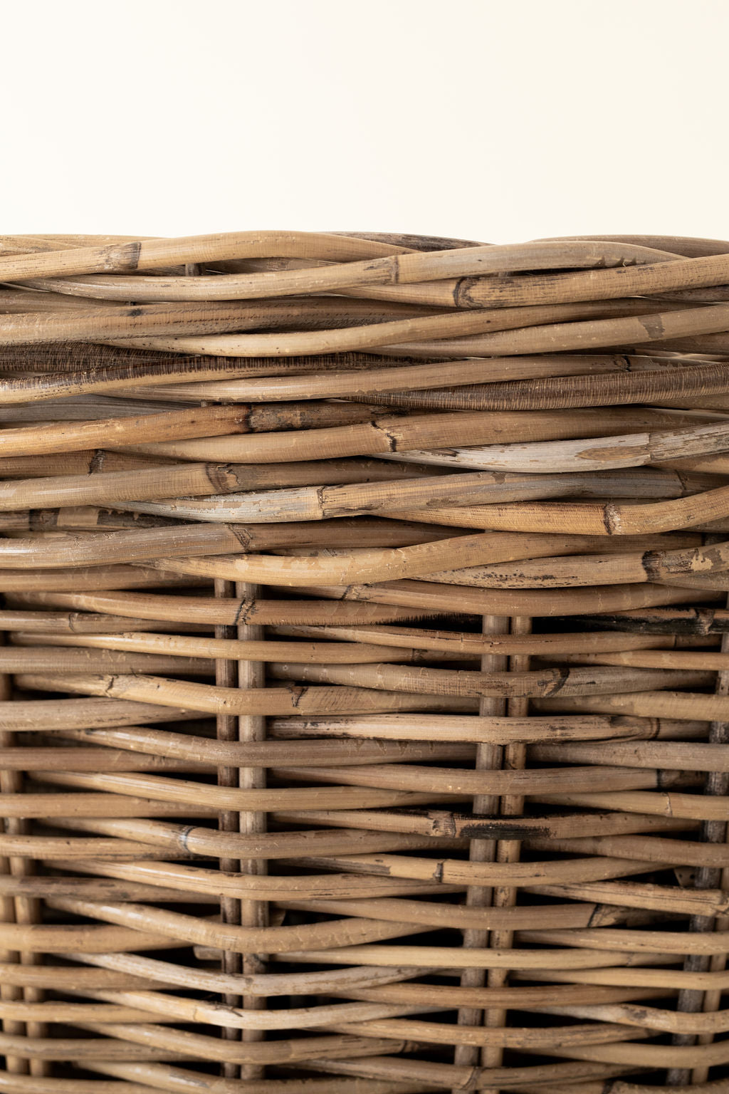 Rattan Classic Round Planter Basket
