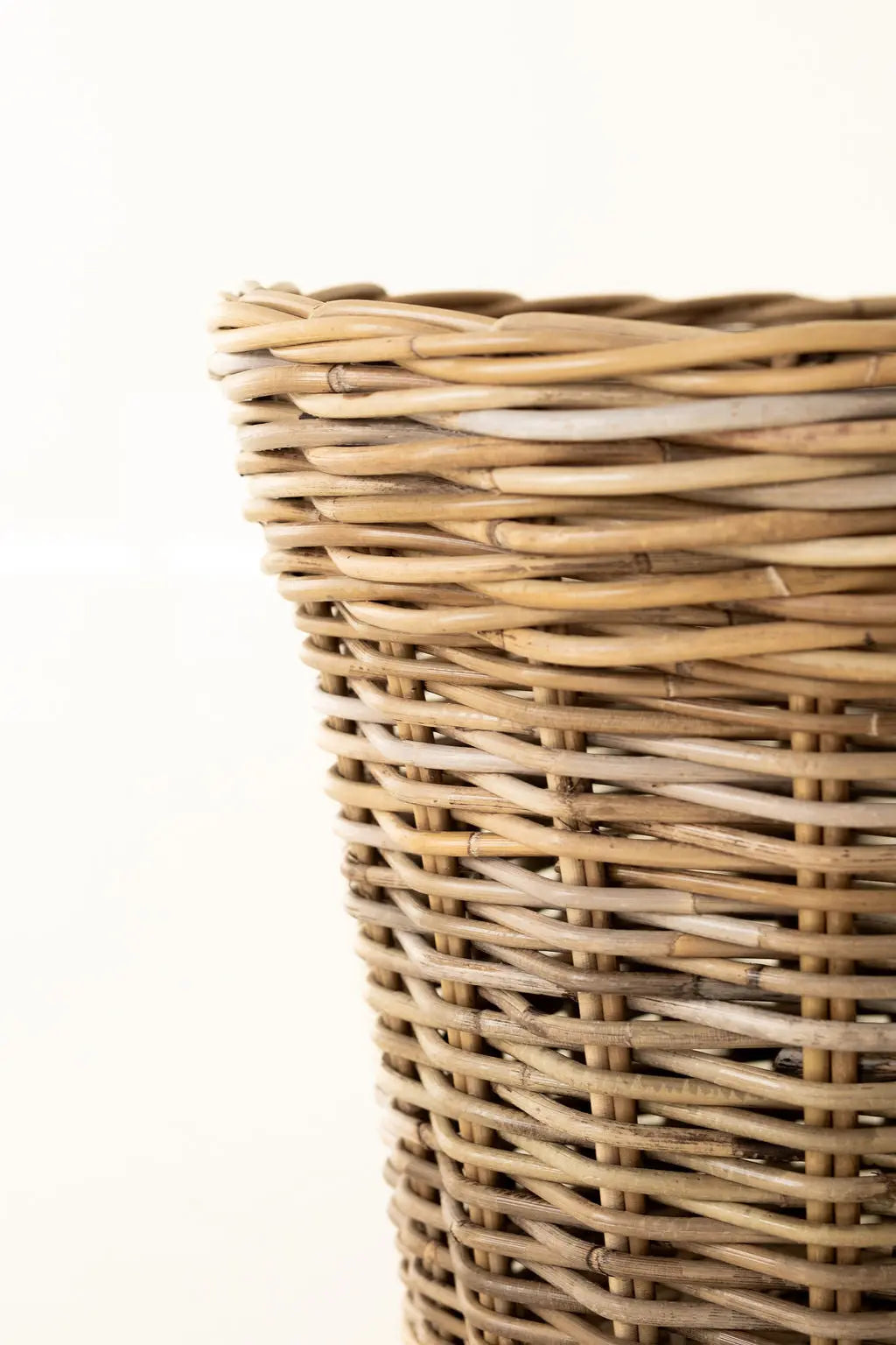 Rattan Round Planter Basket with Deep Lip Basketly