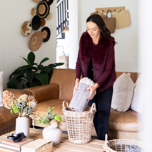 https://basketly.co.za/products/rattan-open-weave-round-tapered-basket-kubu-grey?_pos=2&_sid=e9f23918d&_ss=r