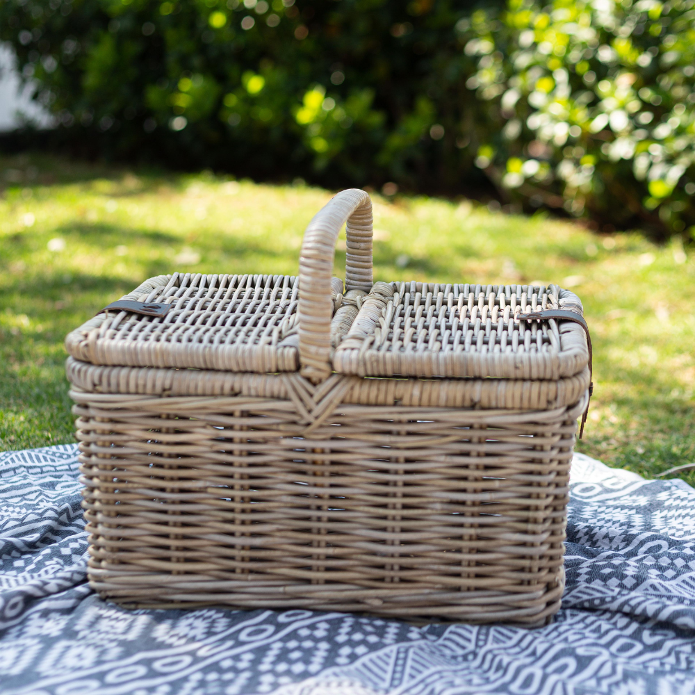 Wicker basket hot sale with leather straps