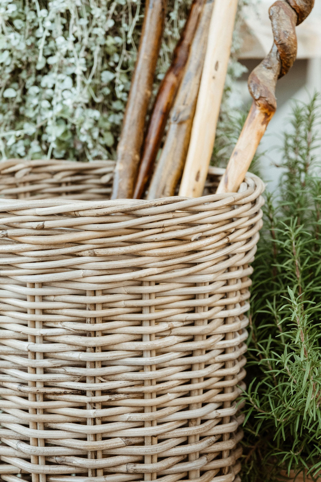 Rattan Round Umbrella Stand