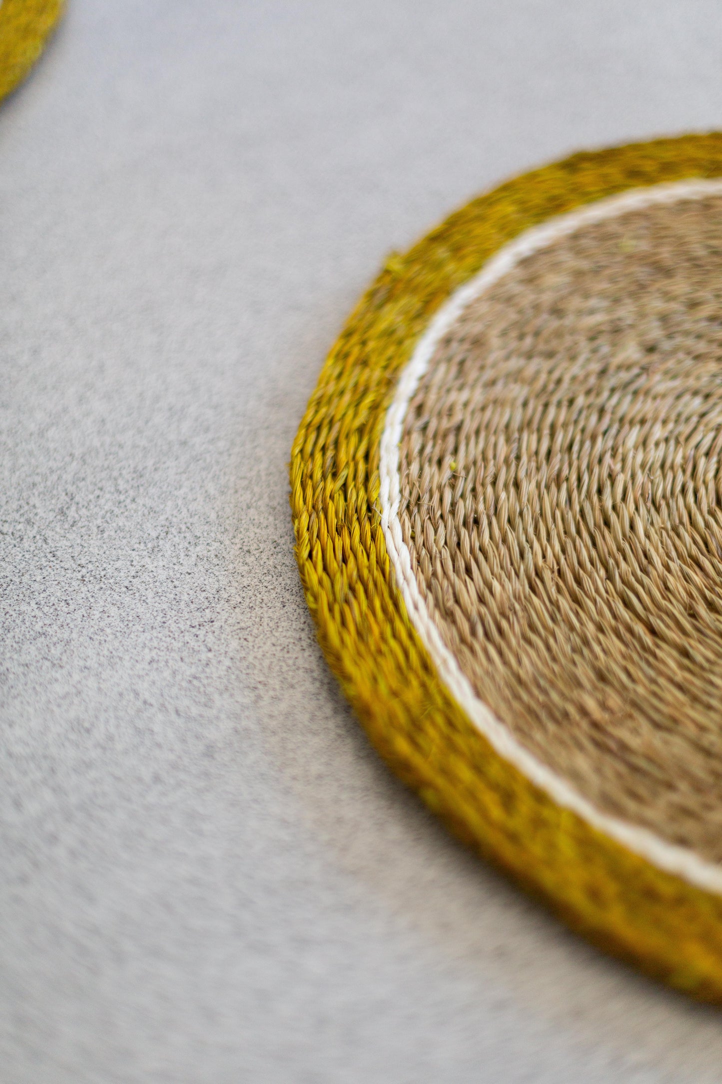 Handwoven Lutindzi Grass Placemats