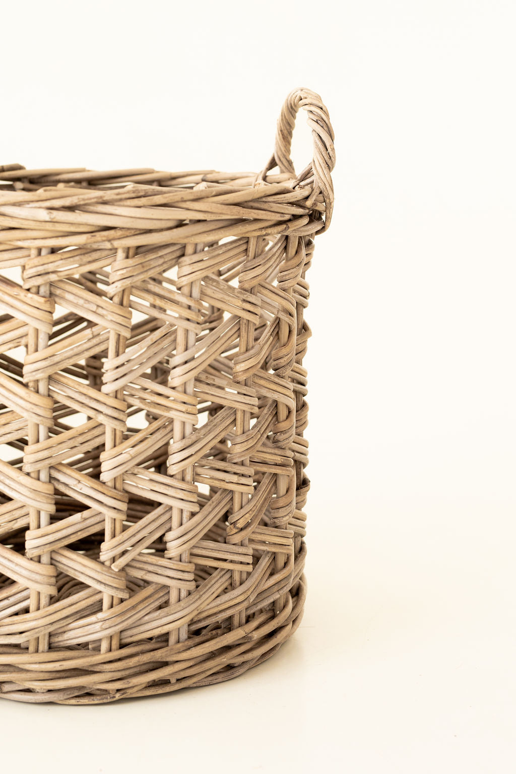 Rattan Cross Weave Round Basket Kubu Grey