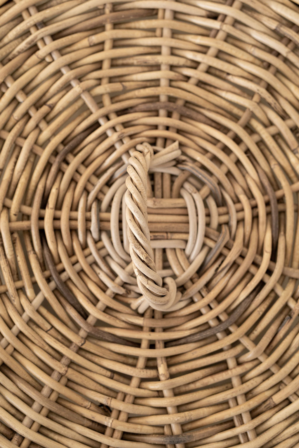 Rattan Laundry Basket with Lid and Linen Inner Bag