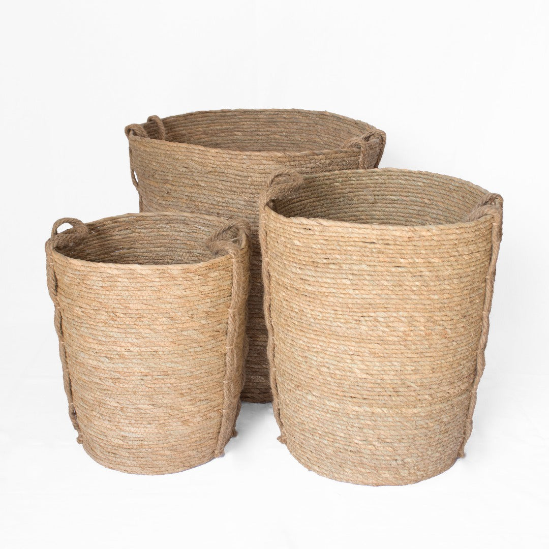 Round Natural Grass Woven Basket with Grass Handle